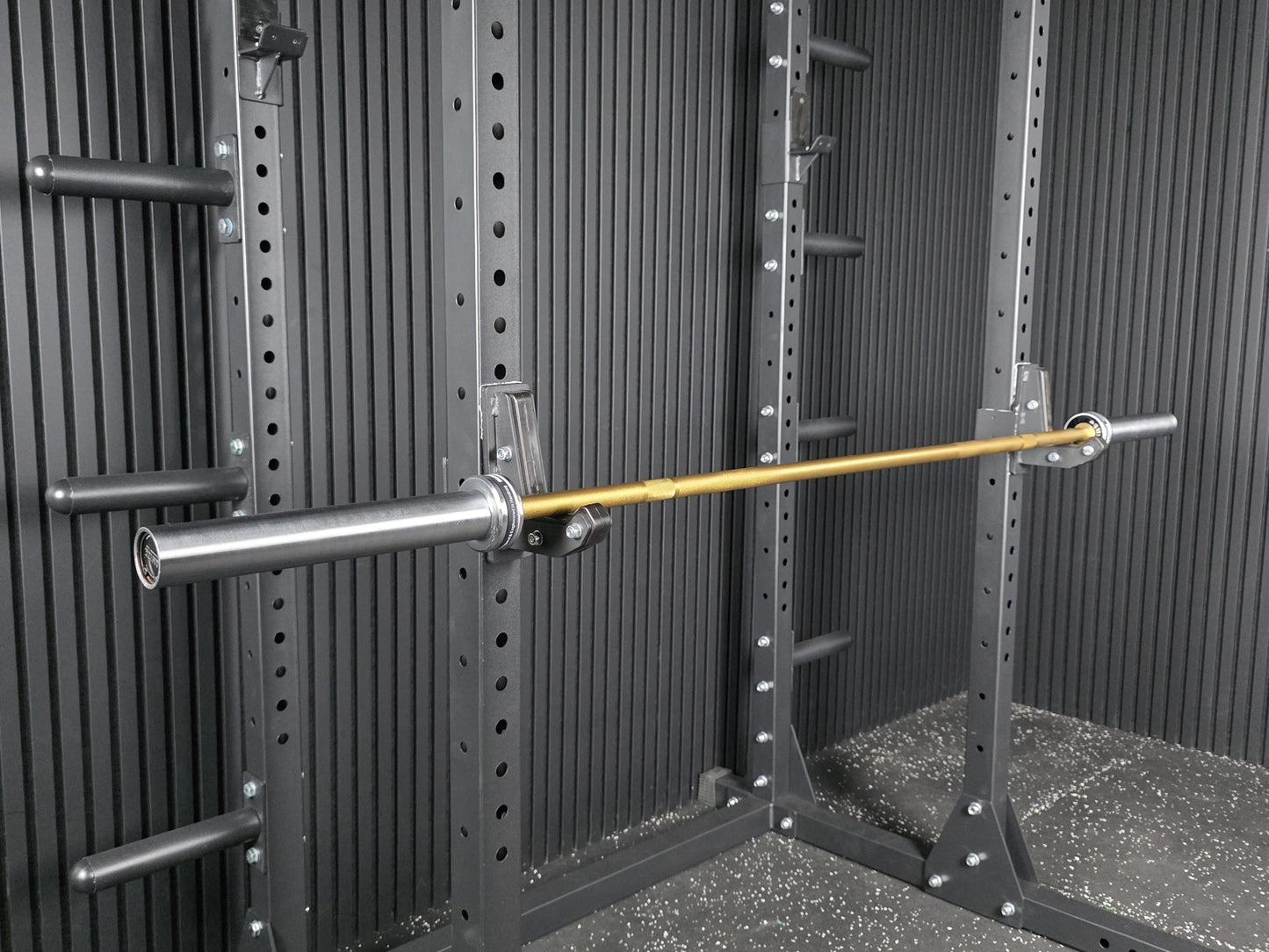 SQMIZE® PREMIUM BISON Hybrid Langhantel Manufaktur Edition, 201 cm