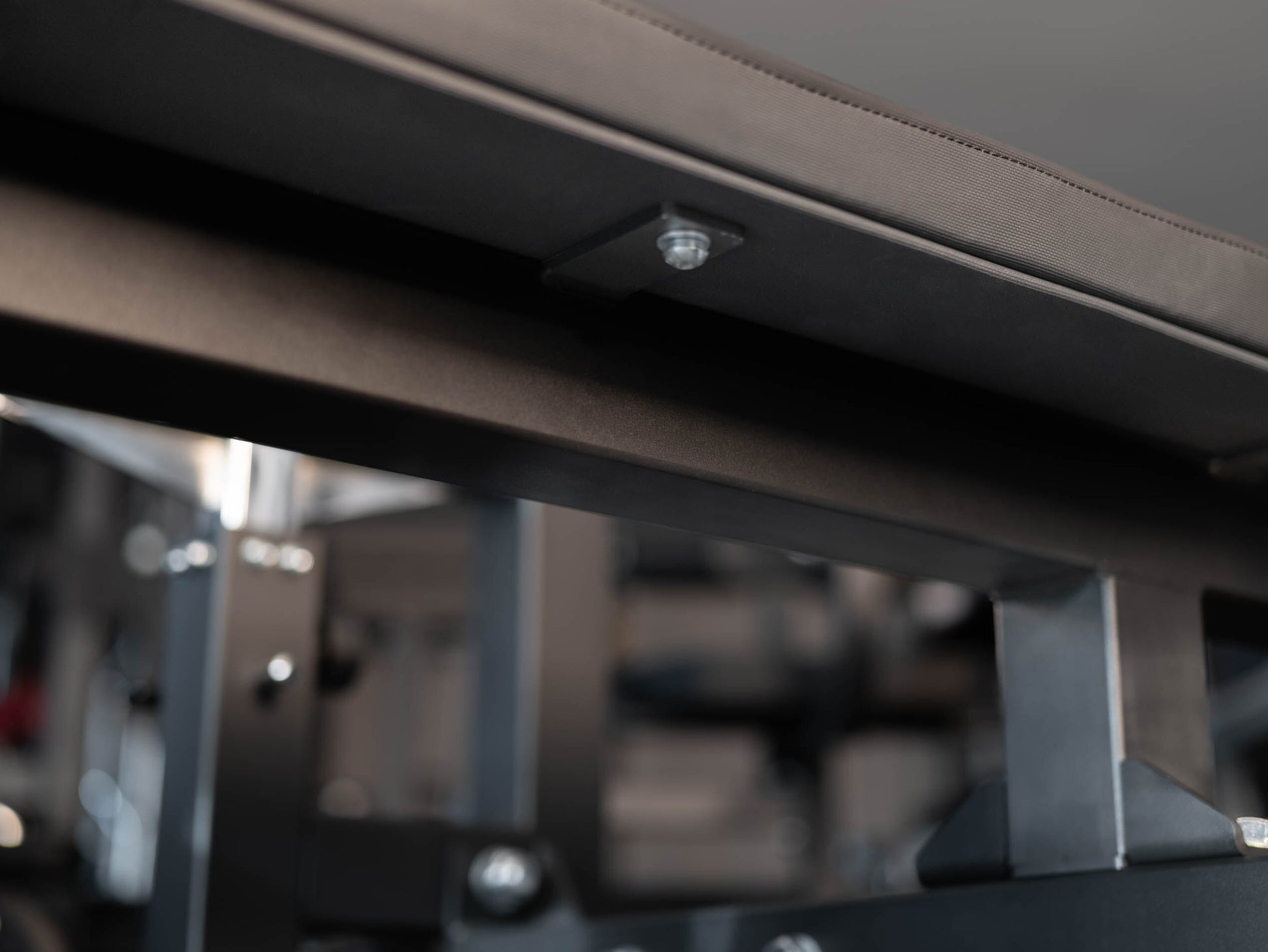 Competition Bench SQMIZE® ELITE CLUB SQ-R720 www.simpleproducts.at 