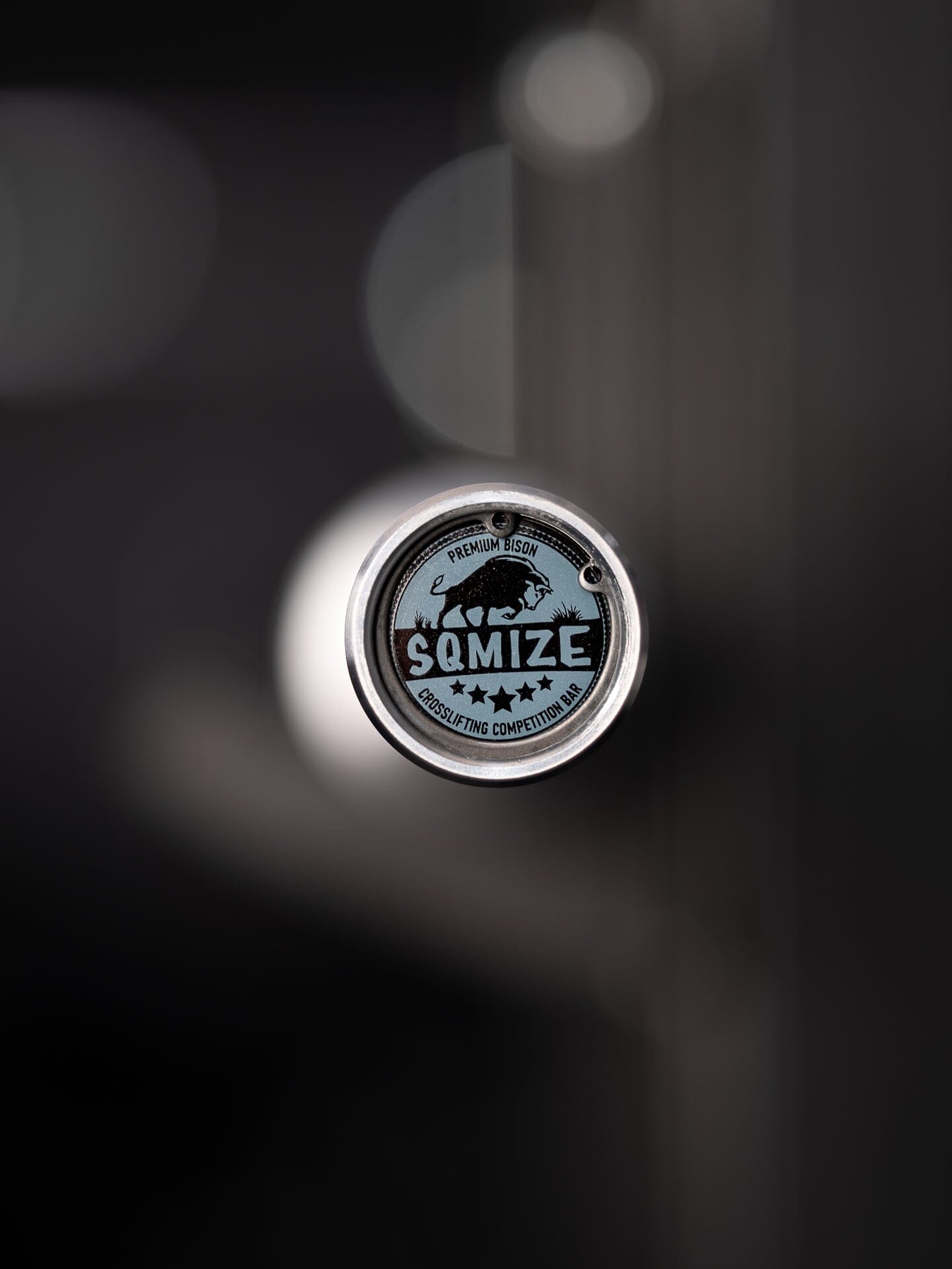Crosslifting Competition Bar - 20kg SQMIZE® PREMIUM BISON OB86CR-K www.simpleproducts.at 